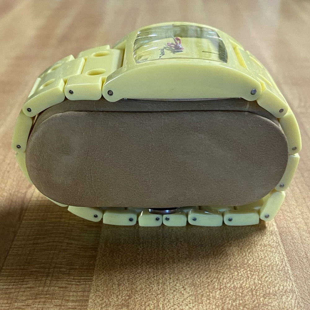 Vestal Destroyer Yellow Plastic Watch - Picture 5 of 8